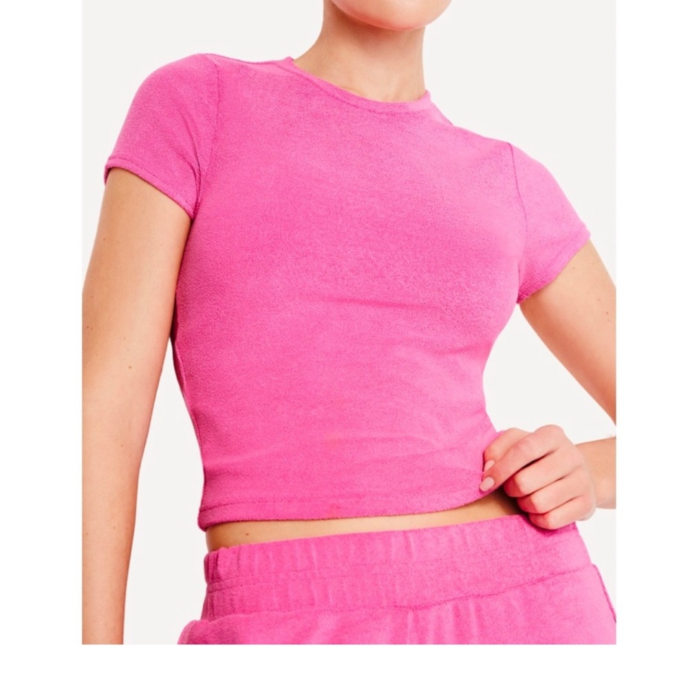 GOOD AMERICAN Hot Pink Terry Soft Stretchy Cropped Baby Tee Size Large EUC